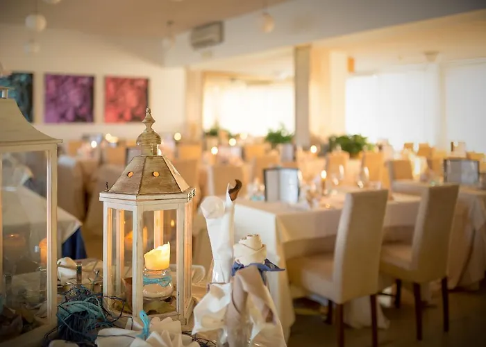 Garden Sea Wellness & 4 Stelle Superior 4* קאורלה