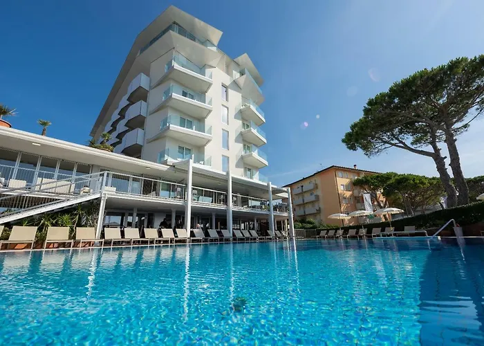 מלון Garden Sea Wellness & 4 Stelle Superior קאורלה